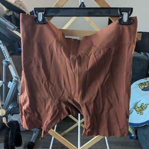 Torrid No Rub Short Orange Size 2